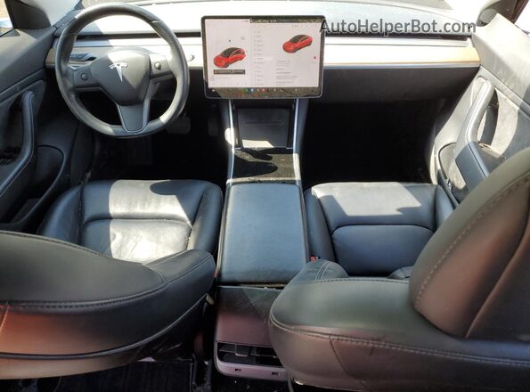 5YJ3E1EB0JF070521 2018 TESLA MODEL Black Սարքավորումների վահանակի տեսք