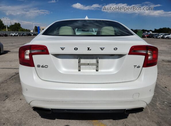YV149MFK5G2400376 2016 VOLVO S60 White წინა სალონის ხედი