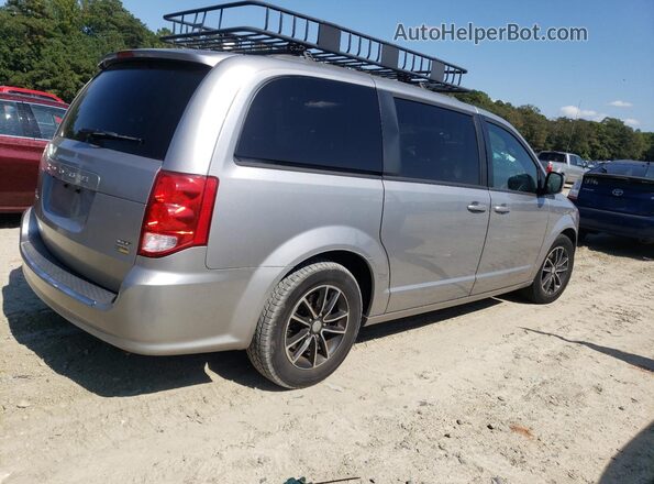 2C4RDGEG7JR146266 2018 DODGE CARAVAN Gray Front right