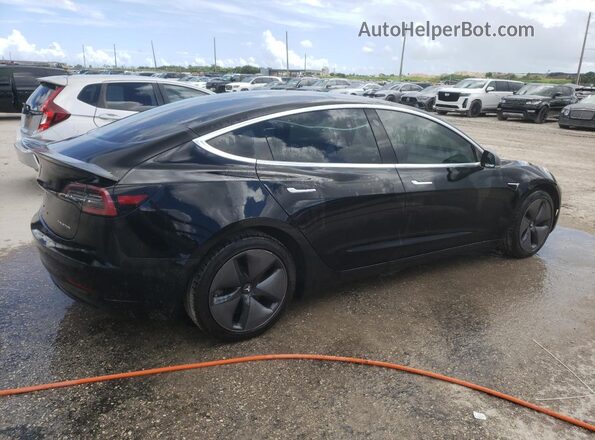 5YJ3E1EB2JF093993 2018 TESLA MODEL 3 Black Przód prawy