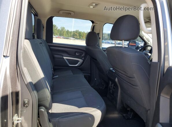 1N6BA1F46GN504472 2016 NISSAN TITAN Серый Вид задней части салона