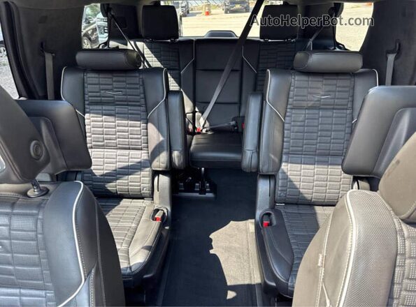 1GYS4GKL9MR205XXX 2021 CADILLAC ESCALADE White Widok tylnych siedzeń