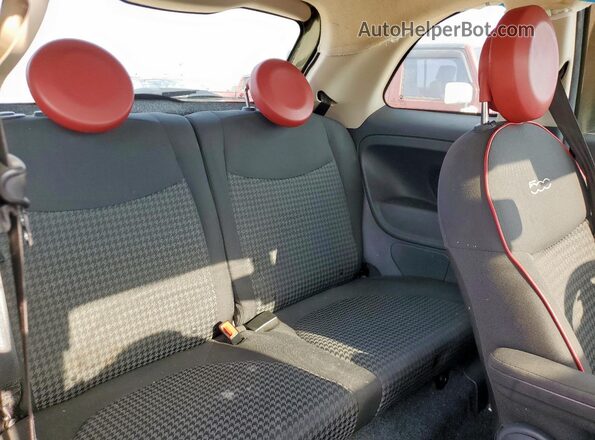3C3CFFKR1HT697871 2017 FIAT 500 Two Tone Widok tylnych siedzeń