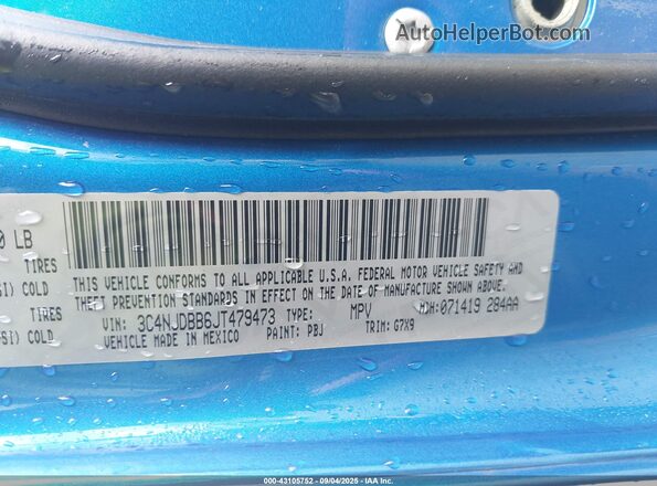 3C4NJDBB6JT479473 2018 JEEP COMPASS Blue Vista del compartimento del motor