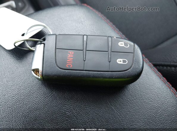 3C4NJDDB8MT511759 2021 JEEP COMPASS Red წინა პანელის ხედი
