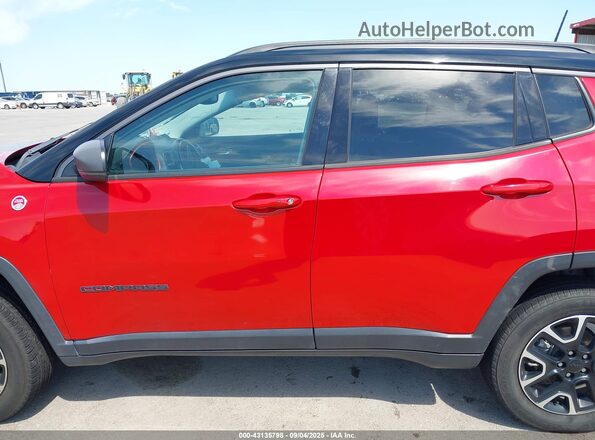 3C4NJDDB8MT511759 2021 JEEP COMPASS Red სალონის 360-გრადუსიანი ხედი