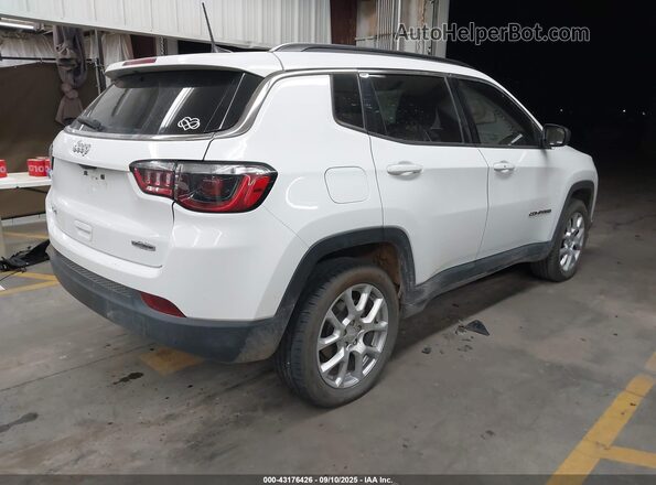 3C4NJDFN8RT170524 2024 JEEP COMPASS White Trasero derecho