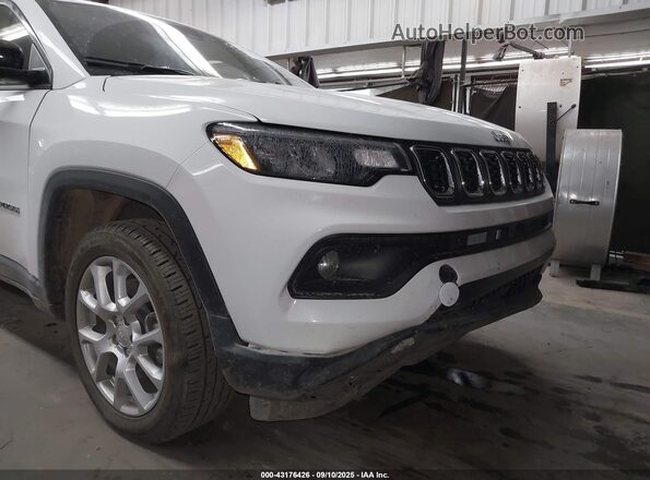 3C4NJDFN8RT170524 2024 JEEP COMPASS White Vista frontal