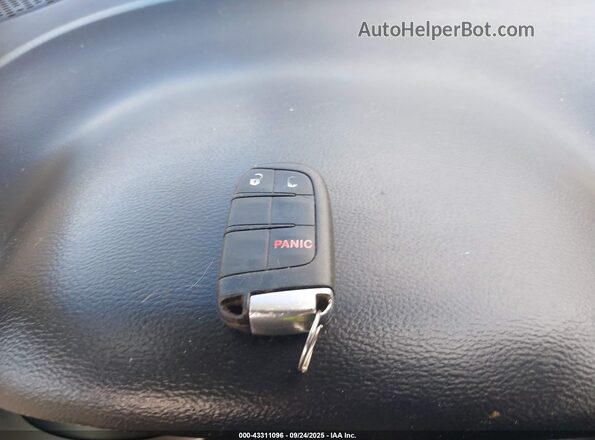 3C4PDDBG1GT150152 2016 DODGE JOURNEY Красный Вид панели приборов
