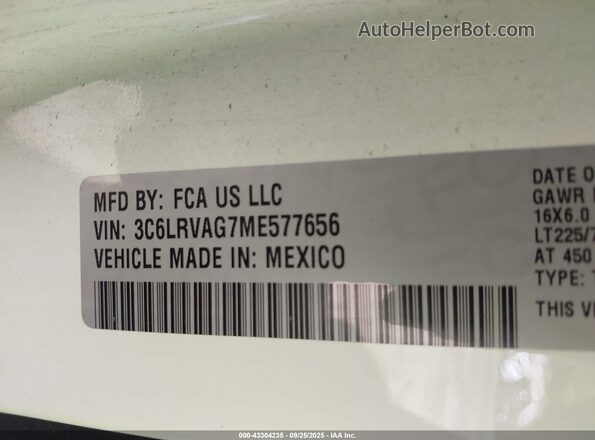 3C6LRVAG7ME577656 2021 RAM PROMASTER 1500 Белый Вид подкапотного пространства