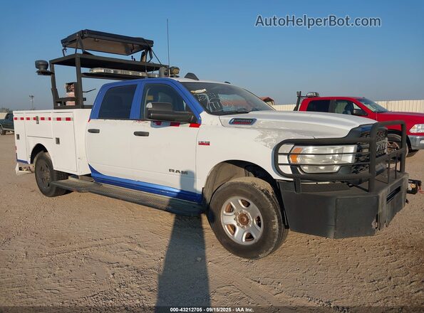 3C7WR5HJ7LG181563 2020 RAM 2500 Белый Передняя правая четверть