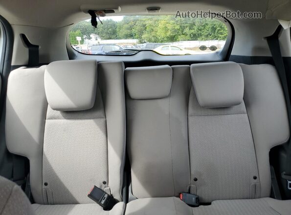 3CZRU6H35JM707066 2018 HONDA HR-V Silver Հետևի նստատեղերի տեսք