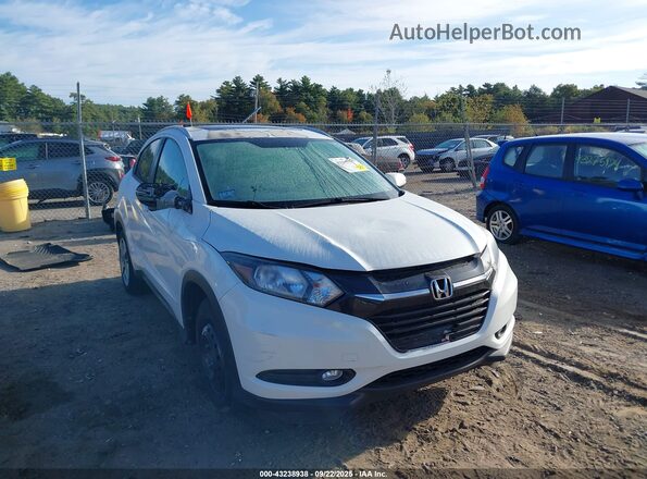 3CZRU6H79HM711182 2017 HONDA HR-V Белый Передняя правая четверть