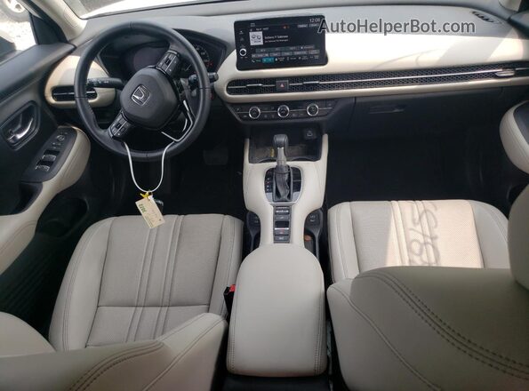 3CZRZ2H76SM733075 2025 HONDA HR-V Белый Вид панели приборов