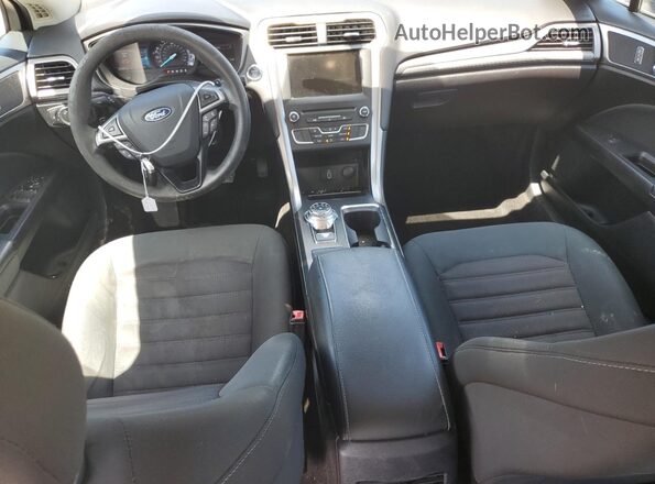 3FA6P0HD2JR232037 2018 FORD FUSION Синий Вид панели приборов