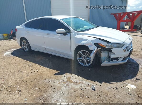 3FA6P0HD4JR166929 2018 FORD FUSION Белый Передняя правая четверть