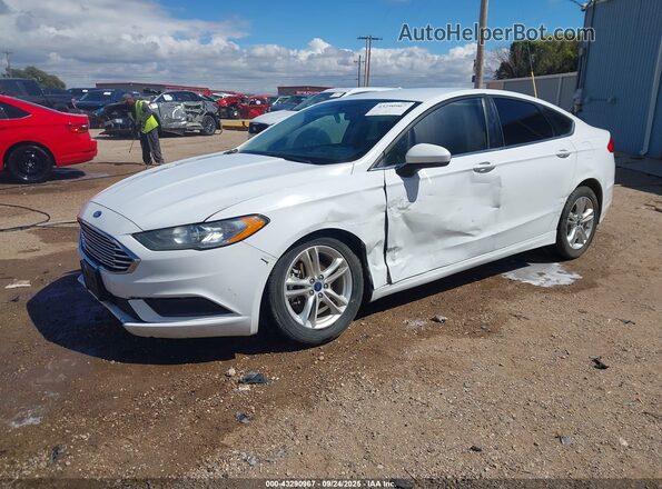 3FA6P0HD4JR166929 2018 FORD FUSION Белый Передняя левая четверть