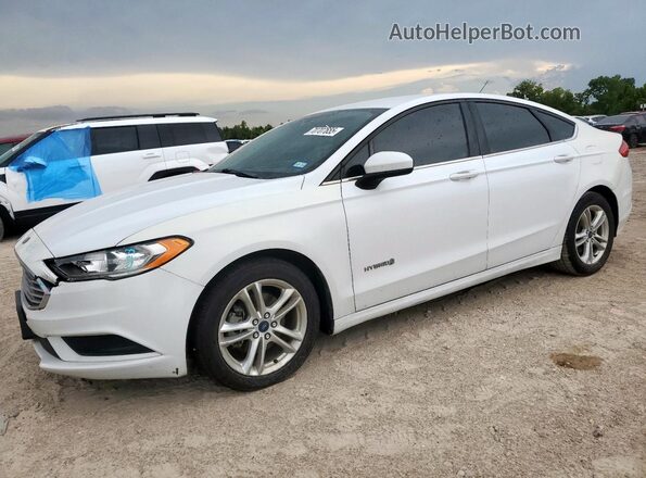 3FA6P0LU5JR221816 2018 FORD FUSION Белый Передняя левая четверть