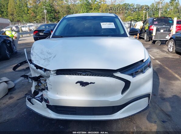3FMTK1SU3RMA45873 2024 FORD MUSTANG MACH-E Белый Вид щитка приборов