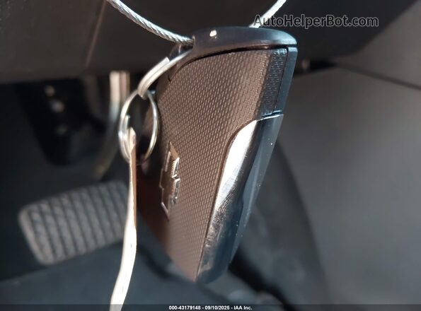 3GNAXTEG2SL291038 2025 CHEVROLET EQUINOX Черный Вид панели приборов