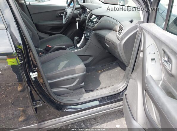 3GNCJKSB5JL228737 2018 CHEVROLET TRAX Черный Вид салона спереди