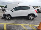 2020 Chevrolet Trax Fwd Ls Белый vin: 3GNCJKSB7LL333301
