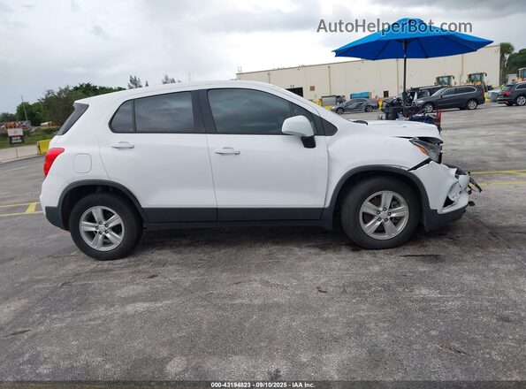 3GNCJKSB7LL333301 2020 CHEVROLET TRAX Белый Вид щитка приборов