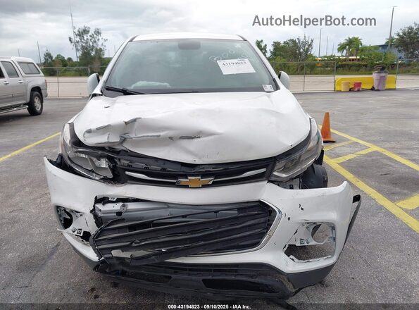 3GNCJKSB7LL333301 2020 CHEVROLET TRAX Белый Вид панели приборов