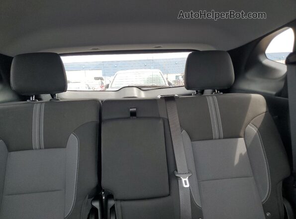 3GNKBCR4XSS105304 2025 CHEVROLET BLAZER Silver უკანა სავარძლების ხედი