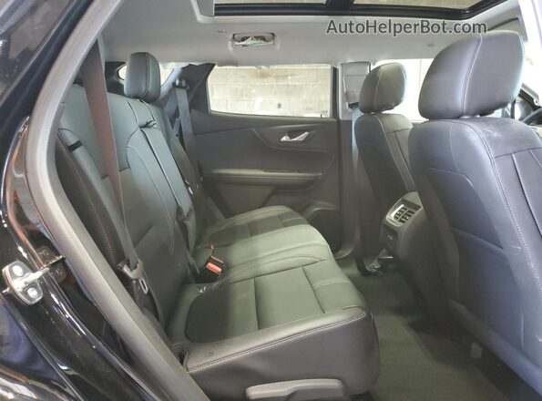 3GNKBJRS3RS277946 2024 CHEVROLET BLAZER Черный Вид задней части салона