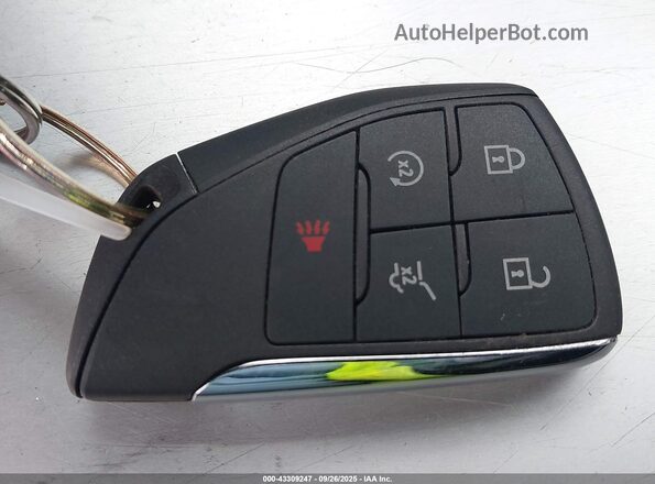 3GNKDBRM9SS209433 2025 CHEVROLET OTHER Gray Widok deski rozdzielczej