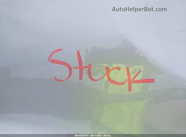 3GPKHXRJ5SS519271 2025 HONDA PROLOGUE Серебряный Вид сзади