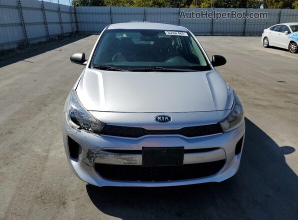 3KPA24AB0JE047124 2018 KIA RIO Silver Widok z przodu