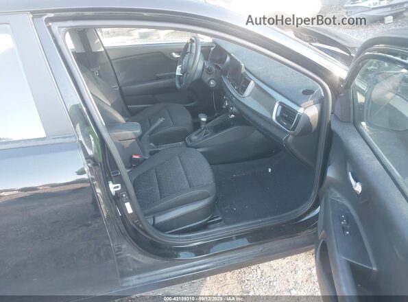 3KPA24AD4NE487953 2022 KIA RIO Black Widok wnętrza z przodu