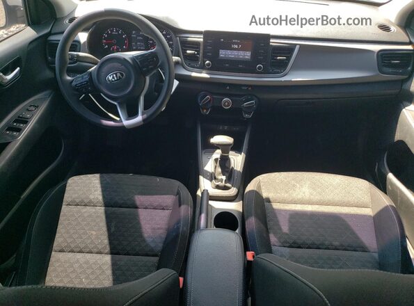 3KPA25AB7JE119930 2018 KIA RIO White წინა პანელის ხედი