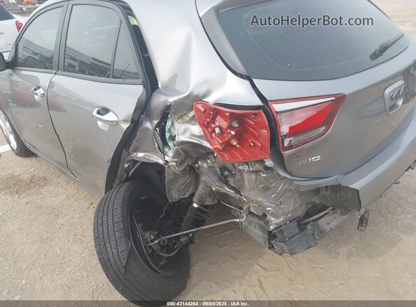 3KPA25AD7PE588901 2023 KIA RIO 5-DOOR Gray Widok z przodu