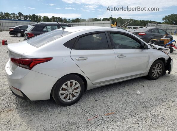 3KPC24A32JE009010 2018 HYUNDAI ACCENT Серебряный Задняя правая четверть