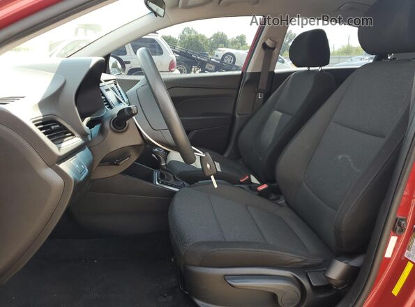 3KPC24A39JE016603 2018 HYUNDAI ACCENT Красный Вид салона спереди