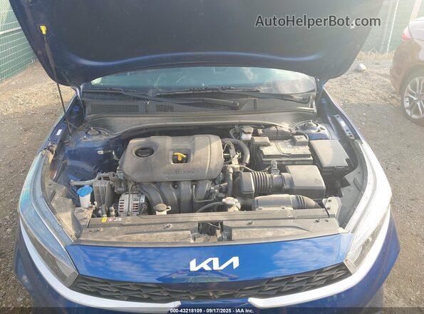 3KPF24AD1NE472493 2022 KIA FORTE Blue უკანა ხედი