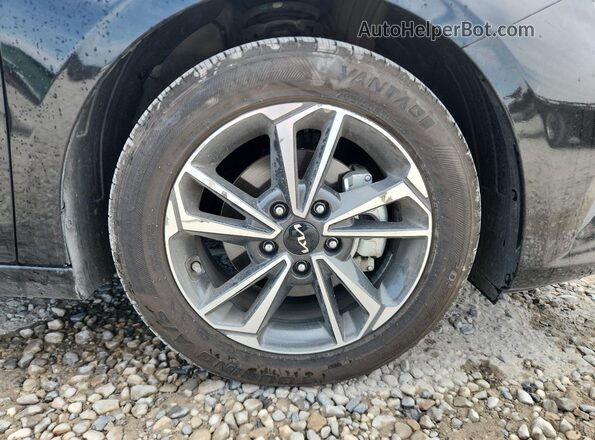 3KPF24AD2RE769245 2024 KIA FORTE Black 