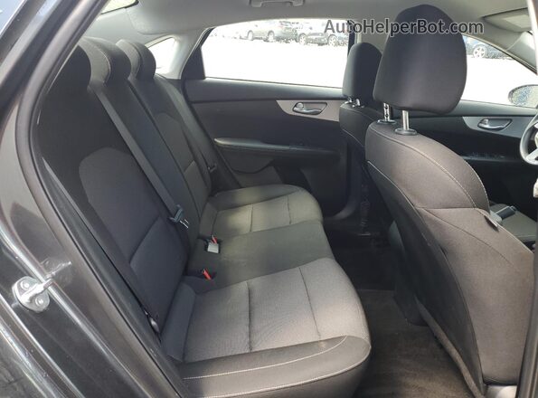 3KPF24AD6RE778093 2024 KIA FORTE Серый Вид задних сидений