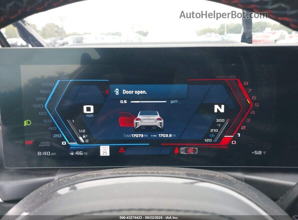 3MF13DM07R8E11554 2024 BMW M2 Белый Вид задних сидений