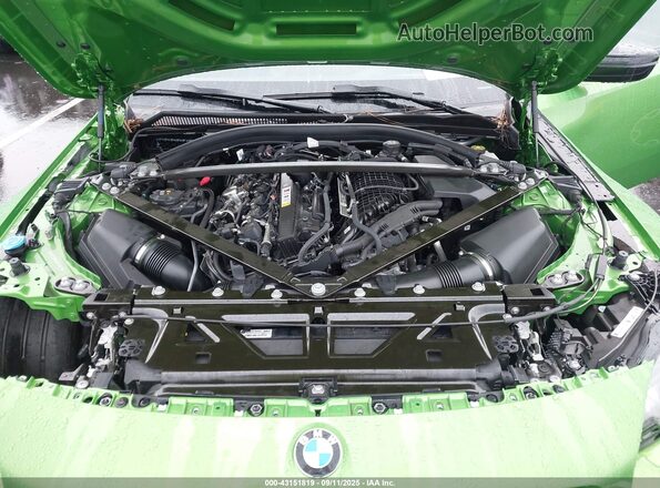 3MF23DM00S8F32047 2025 BMW M2 Green Widok z tyłu
