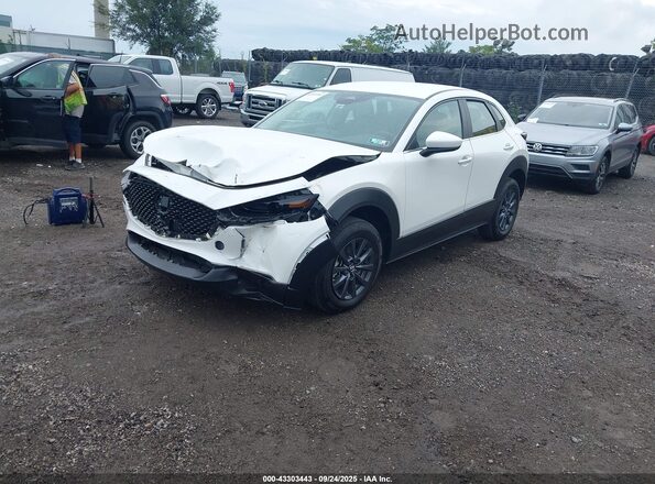 3MVDMBAMXSM757635 2025 MAZDA CX-30 White Front left