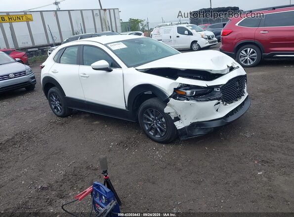 3MVDMBAMXSM757635 2025 MAZDA CX-30 White Front right
