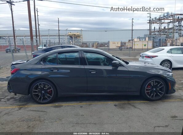 3MW49FF09R8E39506 2024 BMW M3 Серый Вид щитка приборов