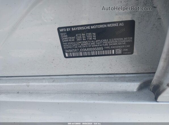 3MW5R7J09M8B86889 2021 BMW OTHER White ძრავის განყოფილების ხედი