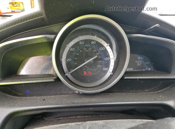 3MYDLBYV0JY327432 2018 TOYOTA YARIS Blue Instrument cluster view
