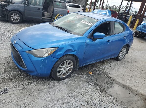 3MYDLBYV3JY314674 2018 TOYOTA YARIS Blue Vista tres cuartos delantera izquierda