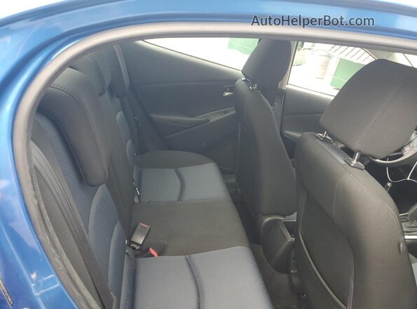 3MYDLBYV3JY314674 2018 TOYOTA YARIS Blue Vista de los asientos traseros